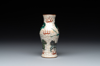 A collection of six Chinese blue and white, famille rose and verte wares, Kangxi and Tongzhi mark, 19/20th C.