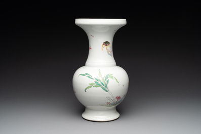 A fine Chinese famille rose vase with figural design, Yongzheng