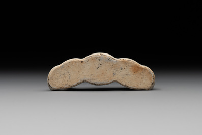 A Chinese ge-type 'shanzi' brush rest or water container, Qianlong