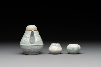 A collection of 14 Chinese ding-type and white-glazed wares, Song/Ming