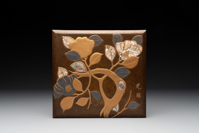 A Japanese mother-of-pearl-inlaid lacquer five-tier stacking box with two covers and a tray, 19/20th C.