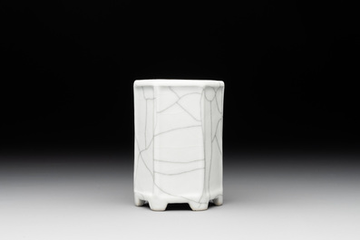 A collection of four Chinese monochrome-glazed ware, Kangxi and Qianlong mark, 19/20th C.