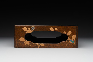 A Japanese mother-of-pearl-inlaid lacquer five-tier stacking box with two covers and a tray, 19/20th C.