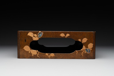 A Japanese mother-of-pearl-inlaid lacquer five-tier stacking box with two covers and a tray, 19/20th C.