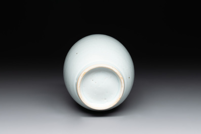 A Chinese white-glazed anhua 'birds' jar, Transitional period