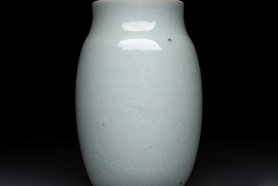 A Chinese white-glazed anhua 'birds' jar, Transitional period