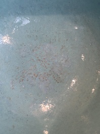 A Chinese sancai 'dragon' vase and a blue- and turquoise-glazed 'shou' bowl and cover, 19/20th C.