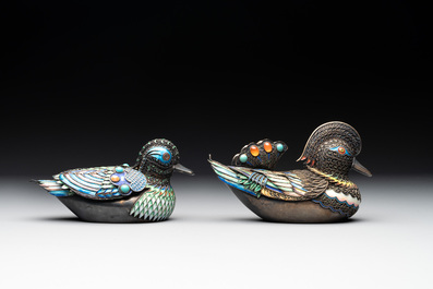 Two Chinese precious stone inset, enamelled and filigree silver mandarin duck-form boxes and covers, 19/20th C.