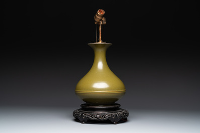 A Chinese monochrome teadust-glazed vase mounted as a lamp, 18/19th C.