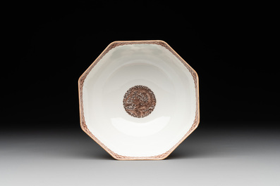A Chinese famille rose octagonal eggshell bowl with figural design, Qianlong mark, 20th C.