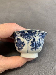 Twelve Chinese blue and white saucers and eight cups, Kangxi/Yongzheng