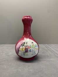 A varied collection of five Chinese famille rose, grisaille and iron-red porcelain, 20th C.