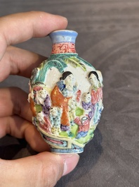 Four Chinese famille rose snuff bottles, Qianlong and Daoguang mark, 19/20th C.