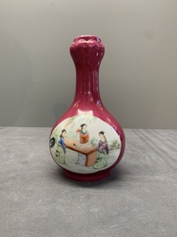 A varied collection of five Chinese famille rose, grisaille and iron-red porcelain, 20th C.
