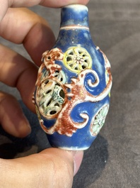 Four Chinese famille rose snuff bottles, Qianlong and Daoguang mark, 19/20th C.