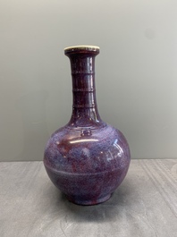 A Chinese flamb&eacute;-glazed bottle vase, 18/19th C.