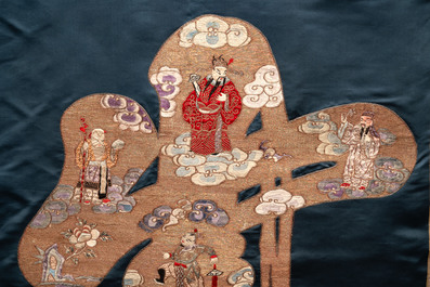 A fine Chinese embroidered silk 'Eight Immortals' cloth, 19/20th C.