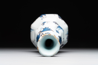 A Dutch Delft blue, white and manganese chinoiserie triple gourd vase, late 17th C.
