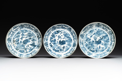 RETURNED 10/12/24 Five Chinese Swatow blue and white 'rooster' plates, Ming