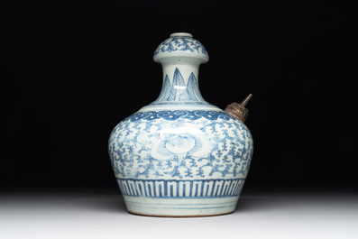 An unusual Chinese blue and white kendi, inscribed Tjienbielcie Tjantjekeng Surabaya, 19th C.