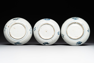 RETURNED 10/12/24 Five Chinese Swatow blue and white 'rooster' plates, Ming