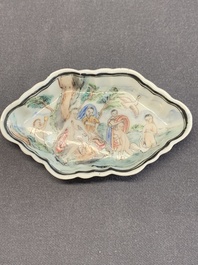 A Chinese famille rose 'Leda and the Swan' pattipan or spoon tray, Yongzheng/Qianlong