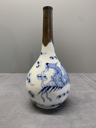 Two Chinese blue and white 'Bleu de Hue' vases with a phoenix for the Vietnamese market, Tho 壽 and Nội phủ thị nam 內府侍南 mark, 19th C.
