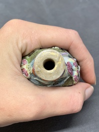 A Chinese molded famille rose 'playing boys' snuff bottle, Qianlong mark, 19th C.