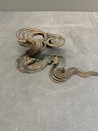A Japanese copper, bronze and pewter Ikebana vessel, signed Kimura Toun 木村渡雲, Meiji, 19th C.