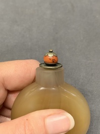 A collection of seven Chinese snuff bottles, 19/20th C.