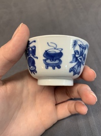 Seven Chinese blue and white cups and six saucers, Kangxi/Yongzheng