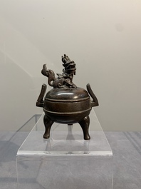 Two Chinese archaistic miniature bronze censers, one with cover, 'ding 鼎', Song