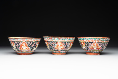 Three Chinese black-ground Bencharong bowls for the Thai market, 19th C.