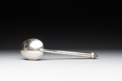 A varied collection of Chinese and Thai silverware, 19/20th C.