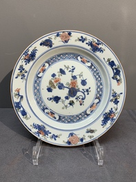 A Chinese blue and white plate and a famille verte plate with Johanneum marks, ex-collection of August the Strong, Yongzheng