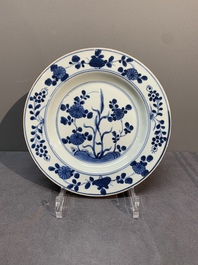 A Chinese blue and white plate and a famille verte plate with Johanneum marks, ex-collection of August the Strong, Yongzheng