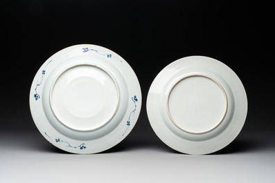A Chinese famille rose plate and a blue and white dish, Yongzheng/Qianlong