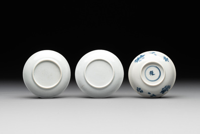 A collection of 17 Chinese blue and white wares, Kangxi/Qianlong