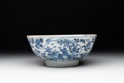 A collection of 17 Chinese blue and white wares, Kangxi/Qianlong