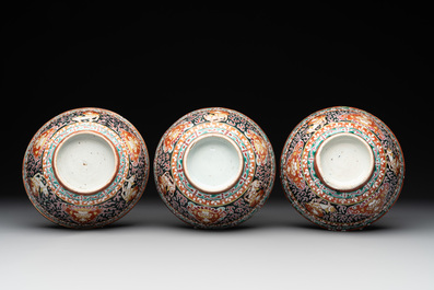 Three Chinese black-ground Bencharong bowls for the Thai market, 19th C.