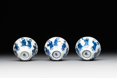A collection of 17 Chinese blue and white wares, Kangxi/Qianlong