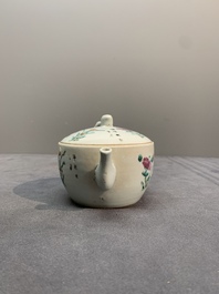 A varied collection of seven Chinese famille rose, verte and monochrome wares, 19th C.
