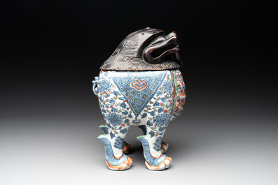 A rare Chinese wucai 'luduan' incense burner with wooden cover, Ming, 16/17th C.