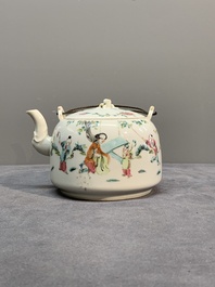 A varied collection of seven Chinese famille rose, verte and monochrome wares, 19th C.