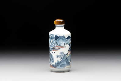 A Chinese blue, white and copper-red 'tiger hunt' snuff bottle, 19th C.