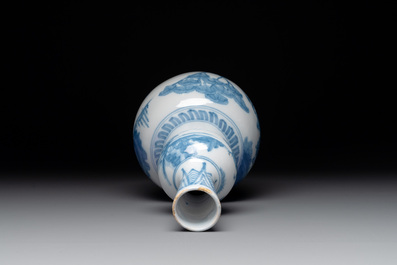 A blue and white Dutch Delft double gourd chinoiserie vase, 17th C.