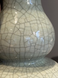 A Chinese ge-type double gourd vase, 19th C.