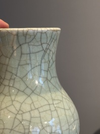 A Chinese ge-type double gourd vase, 19th C.