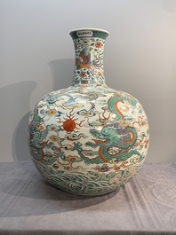 A large Chinese doucai globular 'dragon and phoenix' vase, Xuande mark, 18/19th C.
