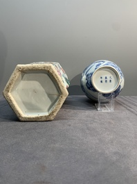 A collection of six Chinese blue and white, famille rose and verte wares, Kangxi and Tongzhi mark, 19/20th C.